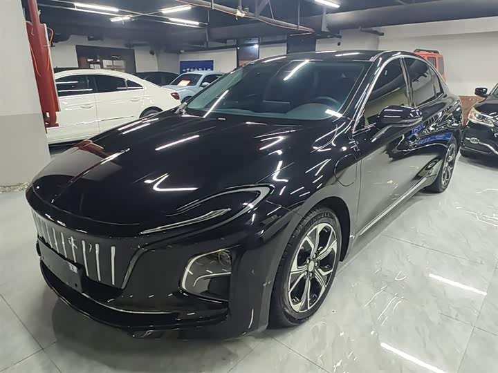 Hongqi E-QM5, 2023 — купить в Самаре под ключ