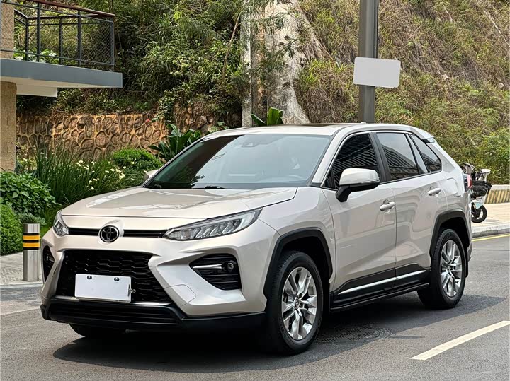 Toyota Wildlander, 2021 — купить в Белгороде под ключ