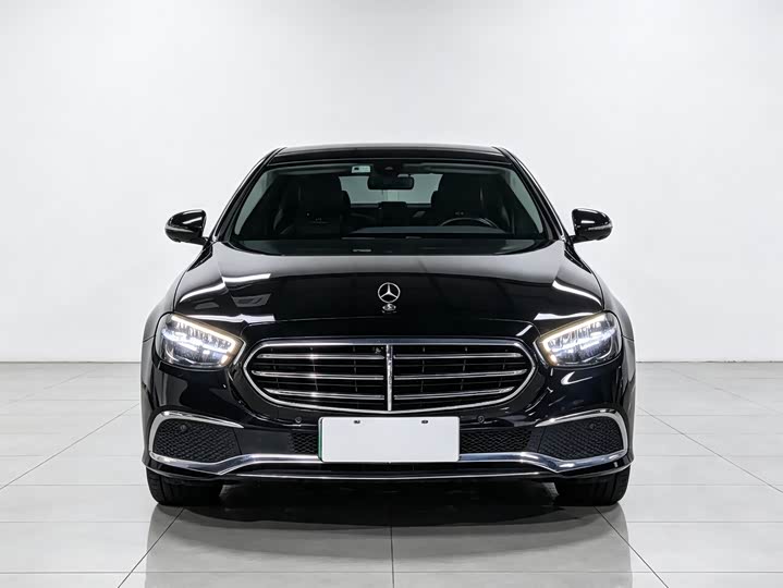 Mercedes-Benz E-Class Hybrid, 2022 — фото 2 из 7