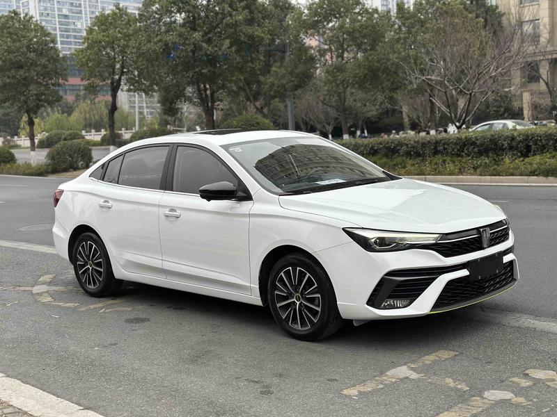 Roewe i5, 2023 — фото 3 из 12