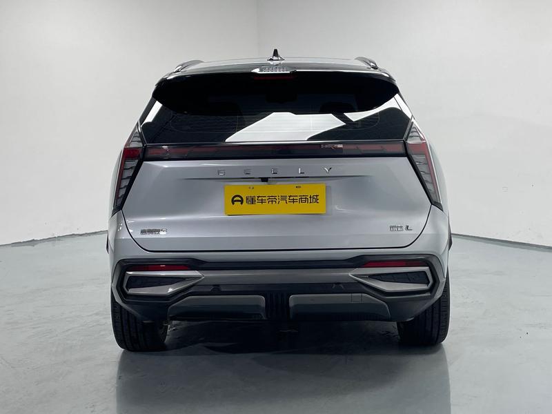 Geely Atlas L, 2023 — фото 6 из 12
