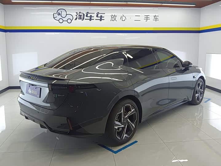 Lynk & Co 07 EM-P Hybrid, 2025 — фото 3 из 9