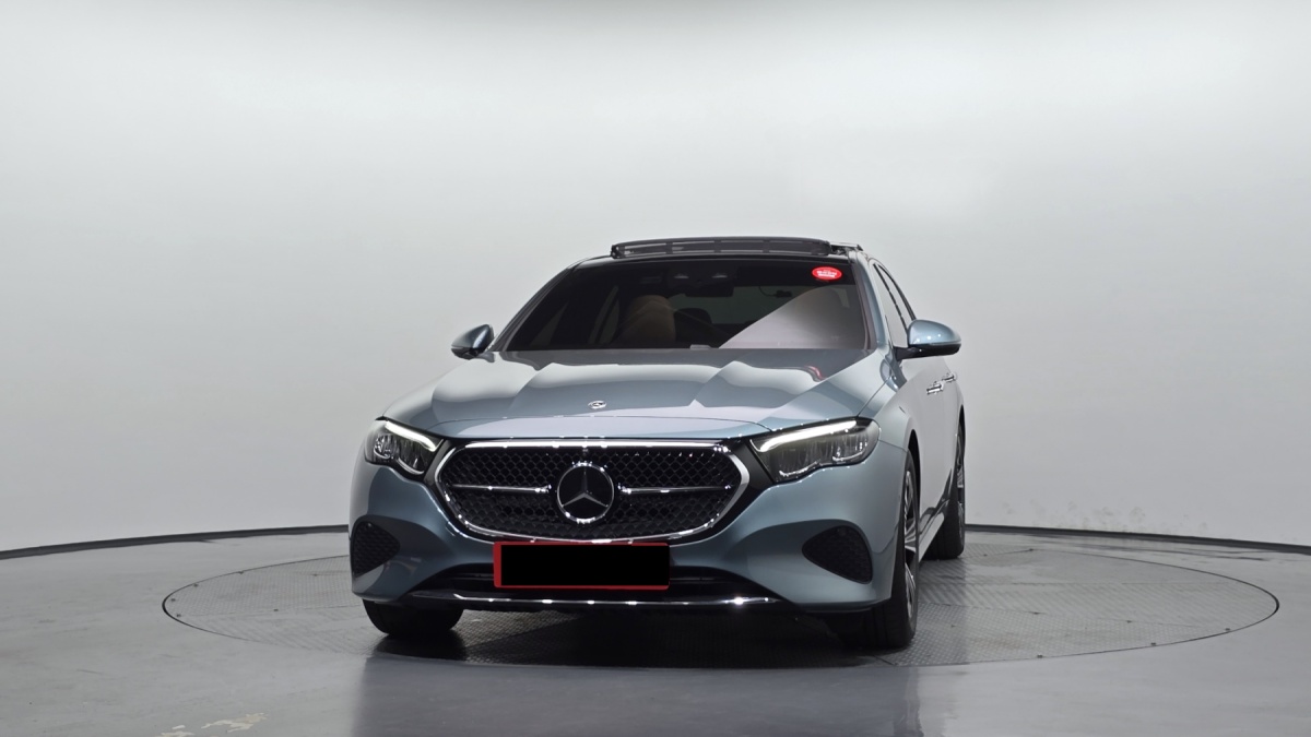 Mercedes-Benz E-Class, 2024 — фото 3 из 12