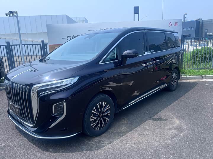 Hongqi HQ9 Hybrid, 2023 — купить в Иванове под ключ