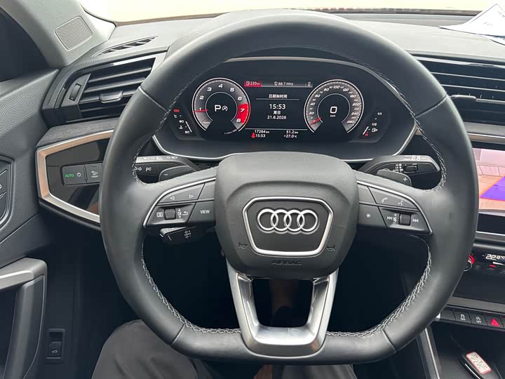 Audi Q3, 2023 — фото 8 из 9
