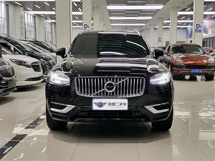 Volvo XC90, 2023 — фото 2 из 9