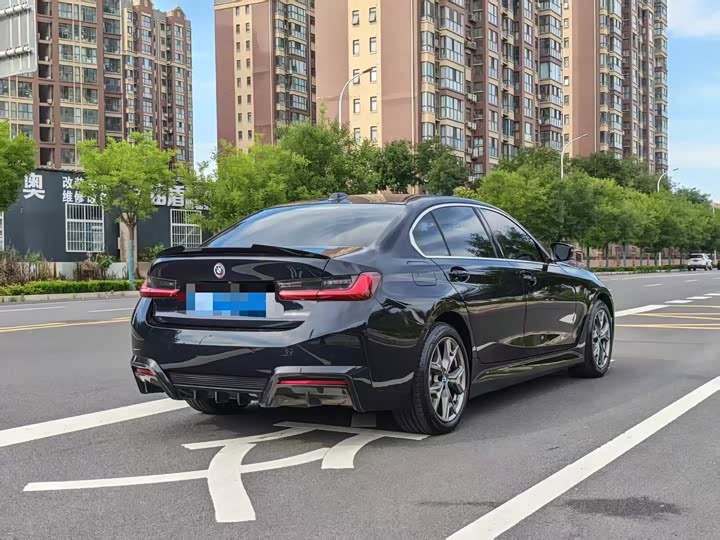 BMW i3, 2023 — фото 5 из 5