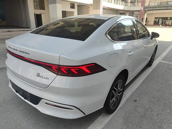 BYD Qin Plus, 2024 — фото 7 из 9