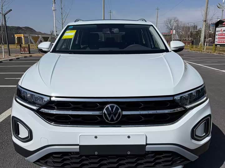 Volkswagen T-Roc, 2025 — купить в Москве под ключ
