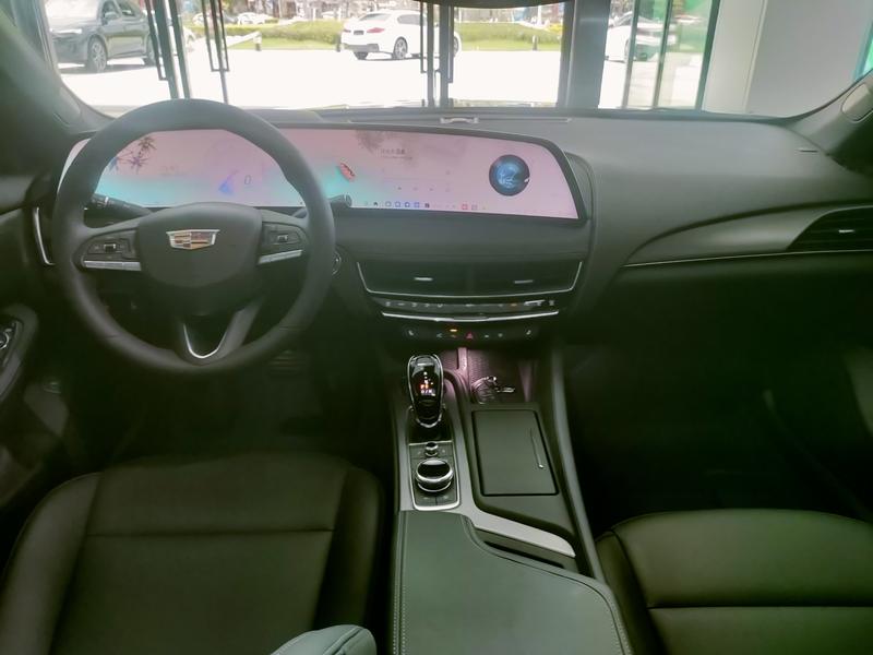 Cadillac CT5, 2025 — фото 8 из 12