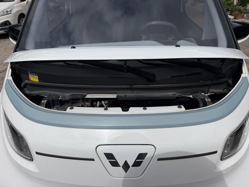Wuling Nano EV, 2022 — фото 9 из 12