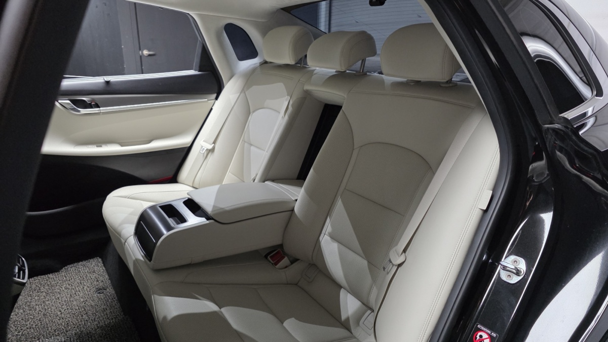 Hyundai Grandeur, 2022 — фото 11 из 12