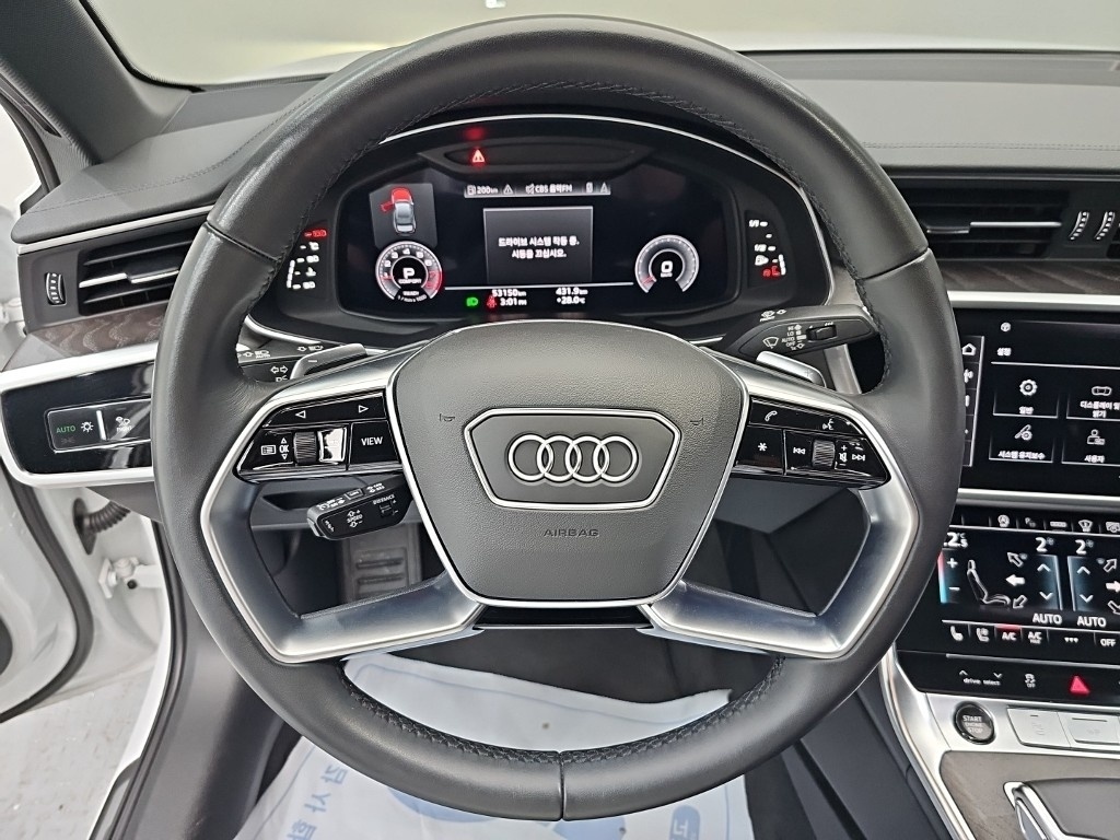 Audi A6, 2023 — фото 10 из 12