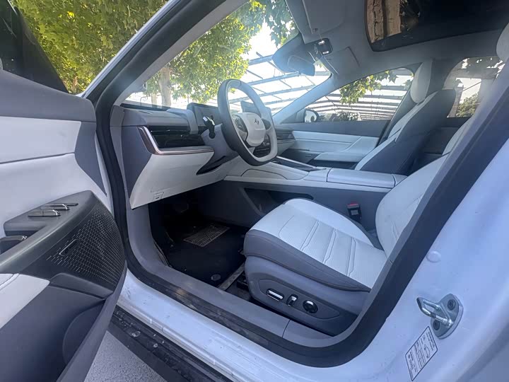 Dongfeng Yipai eπ 007, 2025 — фото 5 из 9