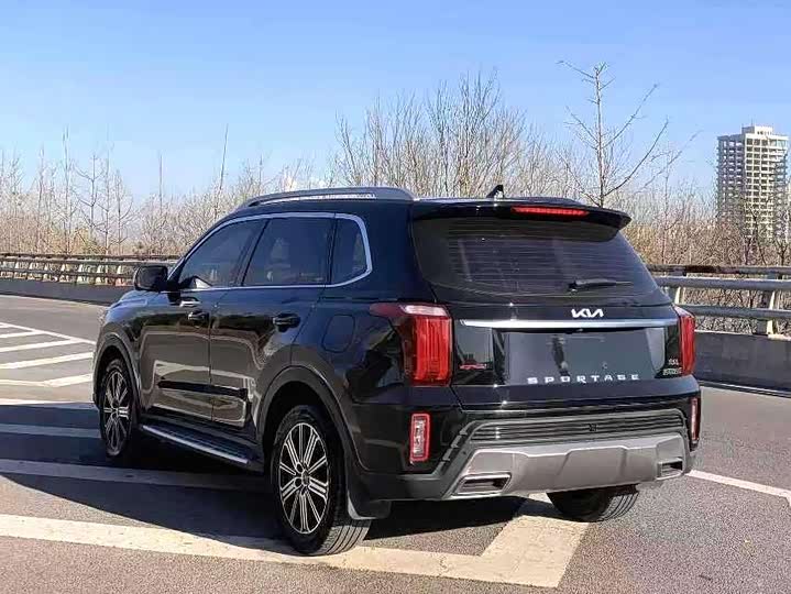 Kia Sportage GT-line, 2022 — фото 7 из 9