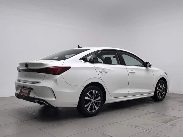Changan Eado Plus, 2022 — фото 2 из 9