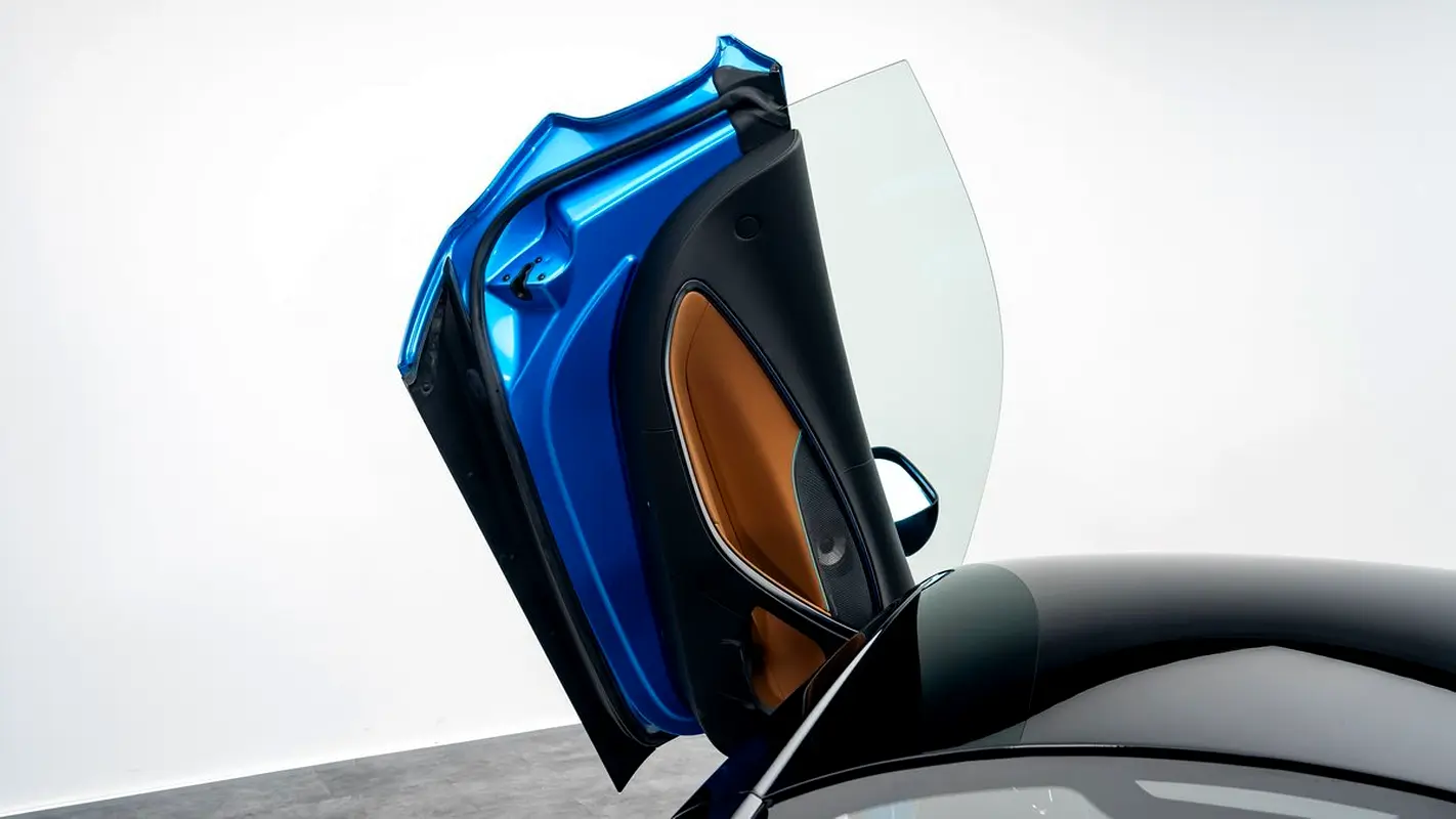 McLaren Artura, 2023 — фото 6 из 10