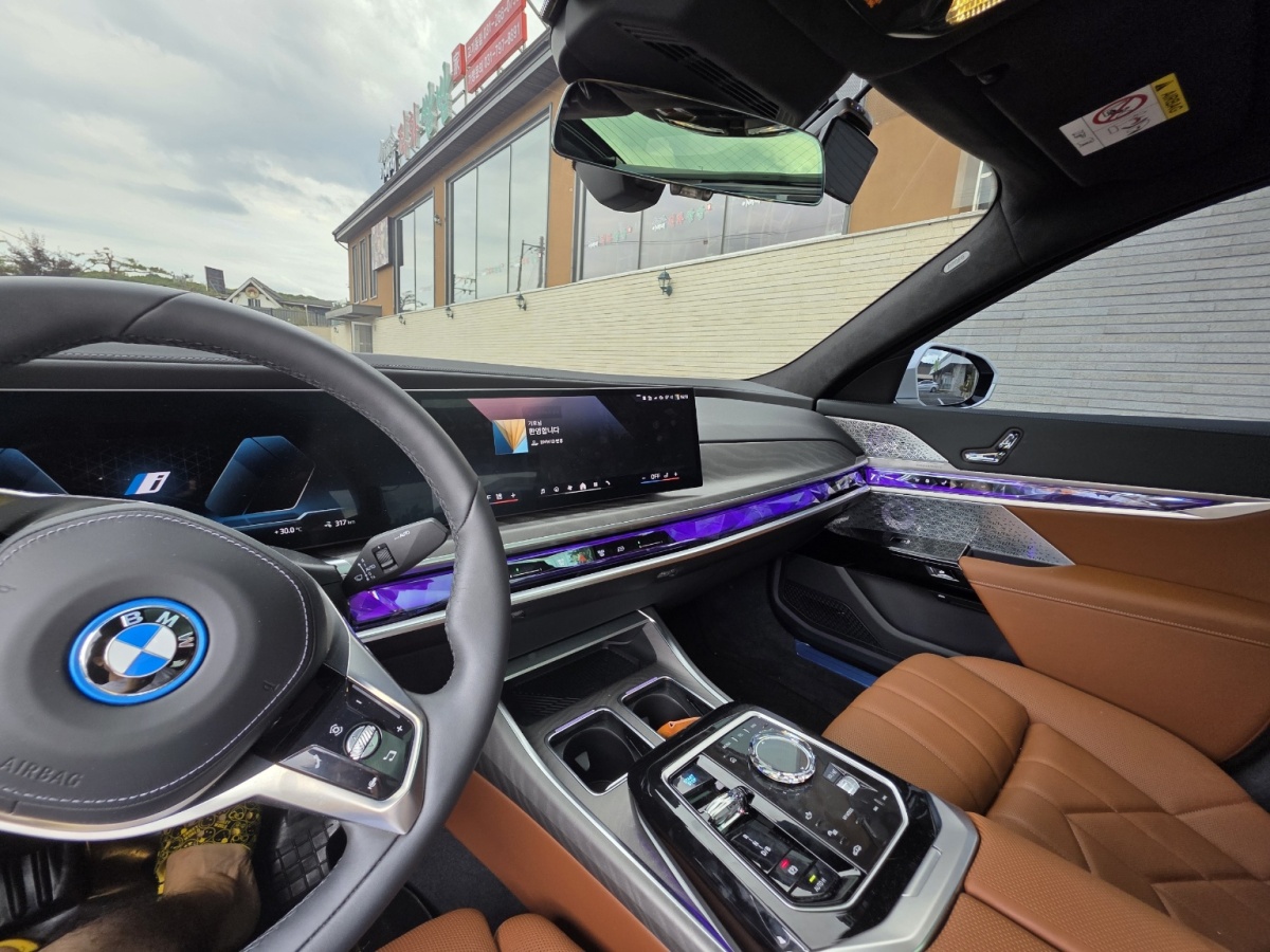 BMW i7, 2026 — фото 6 из 11