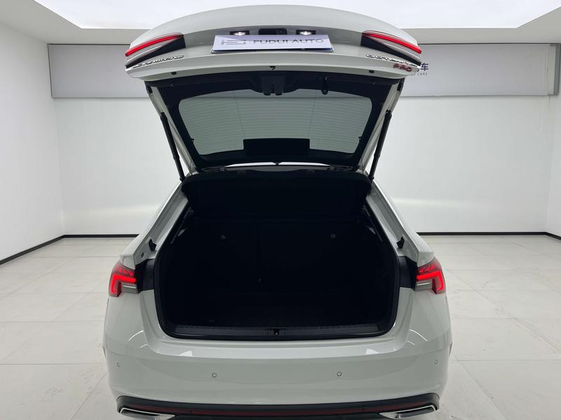 Skoda Octavia Pro, 2022 — фото 12 из 12