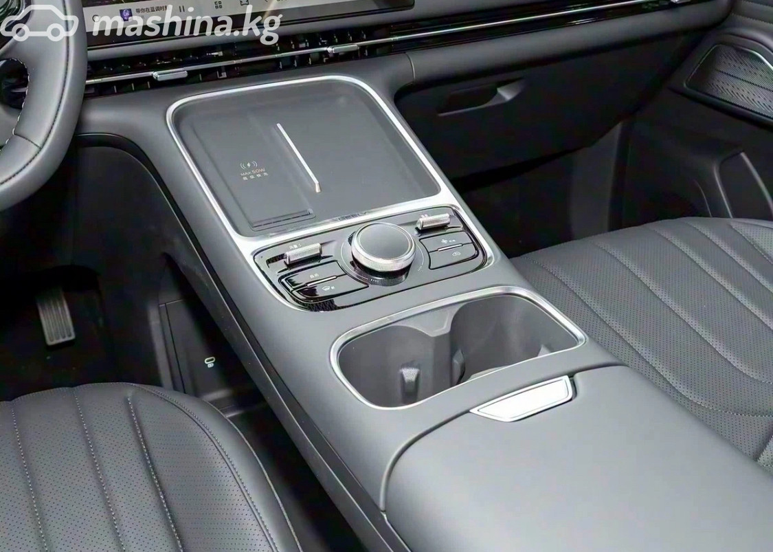 Geely Galaxy Starship 7, 2026 — фото 10 из 12