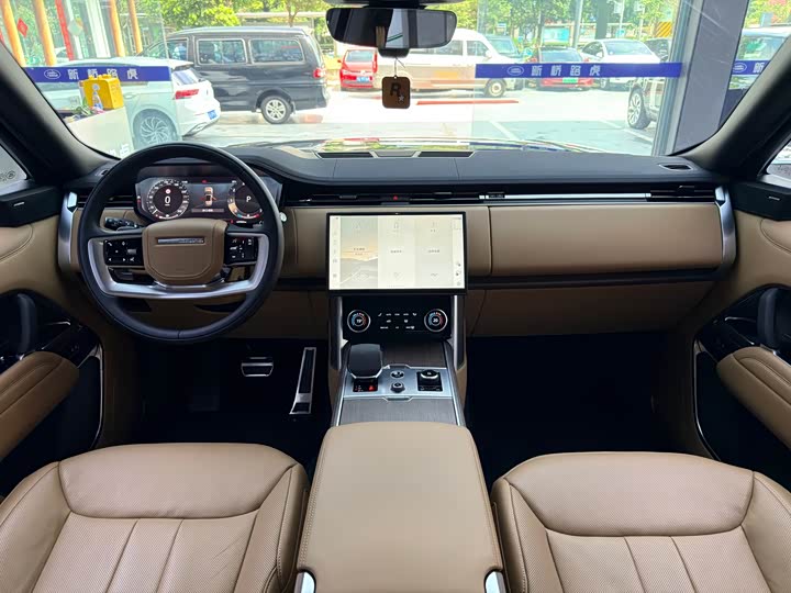Land Rover Range Rover, 2023 — фото 6 из 9