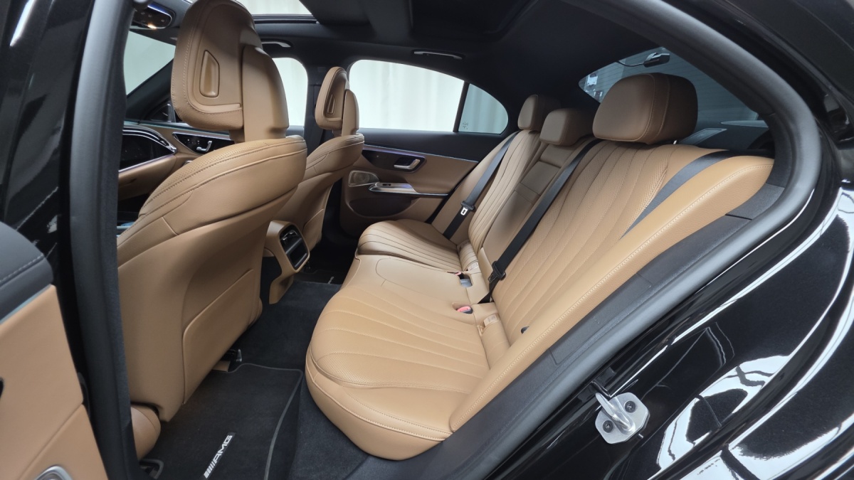 Mercedes-Benz E-Class, 2025 — фото 12 из 12