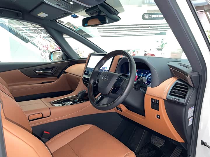 Toyota Vellfire, 2026 — фото 5 из 9