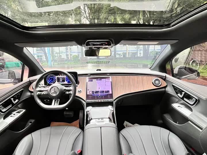 Mercedes-Benz EQE, 2023 — фото 5 из 9