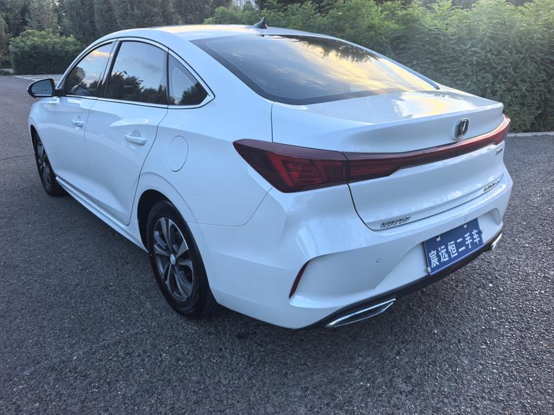 Changan Eado Plus, 2022 — фото 4 из 10