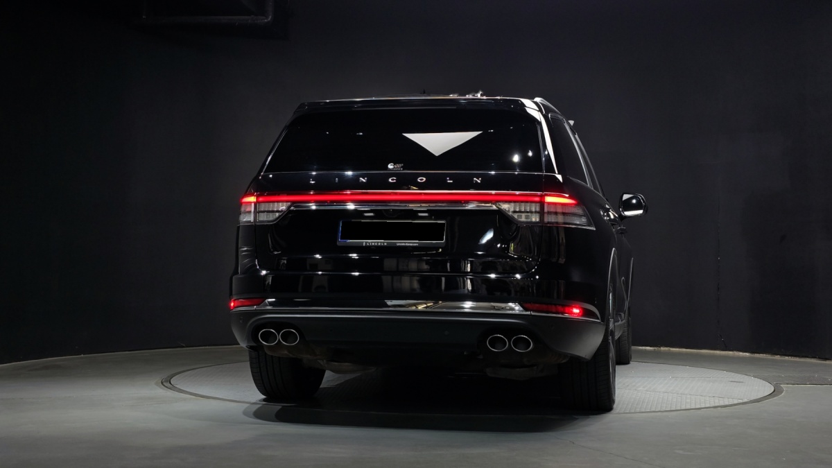 Lincoln Aviator, 2022 — фото 4 из 12
