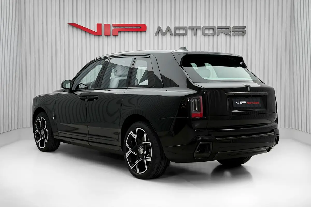 Rolls-Royce Cullinan, 2026 — фото 4 из 10