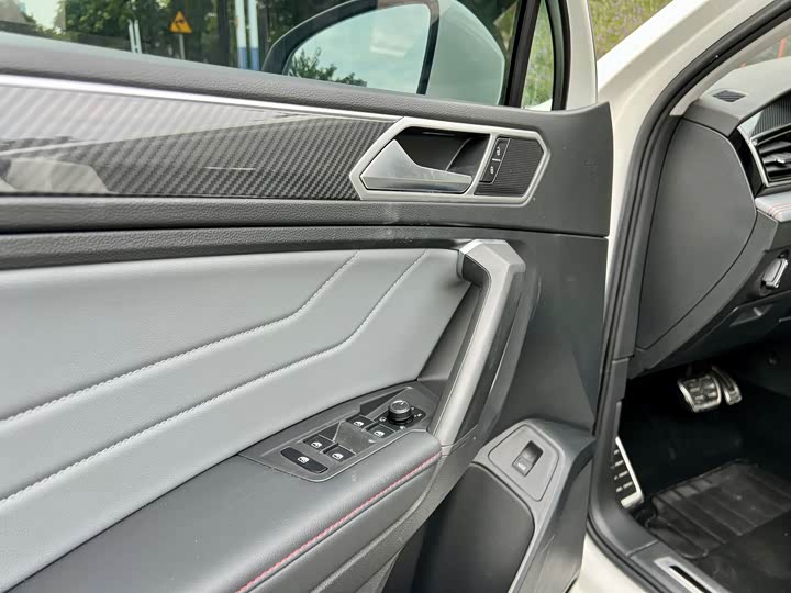 Volkswagen Tiguan X, 2021 — фото 9 из 12