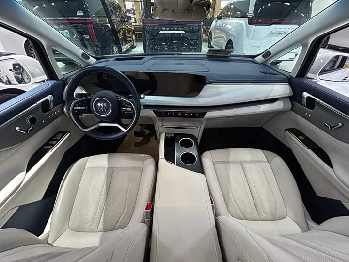 Buick GL8 Hybrid, 2024 — фото 7 из 9
