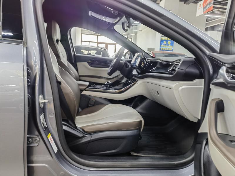 BYD Qin Plus, 2024 — фото 12 из 12
