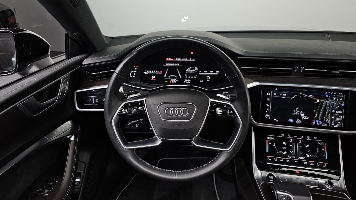 Audi A7, 2022 — фото 12 из 12
