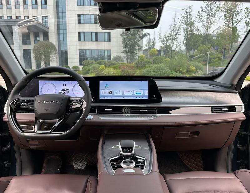 Chery Tiggo 8 Pro, 2023 — фото 5 из 10