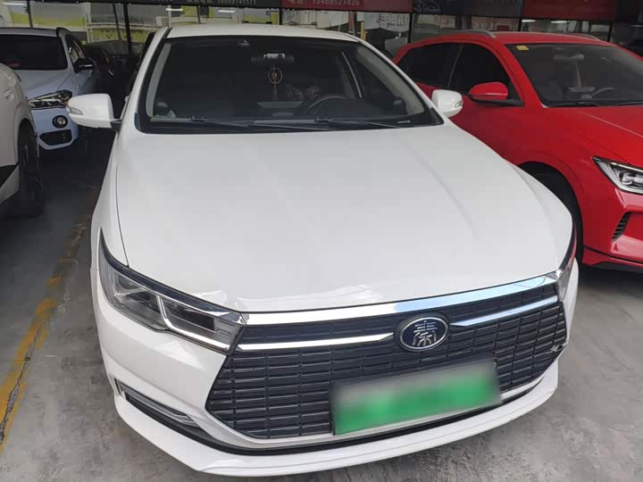 BYD Qin EV, 2022 — фото 3 из 9