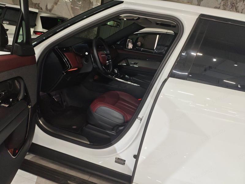 Land Rover Range Rover Sport, 2023 — фото 9 из 12