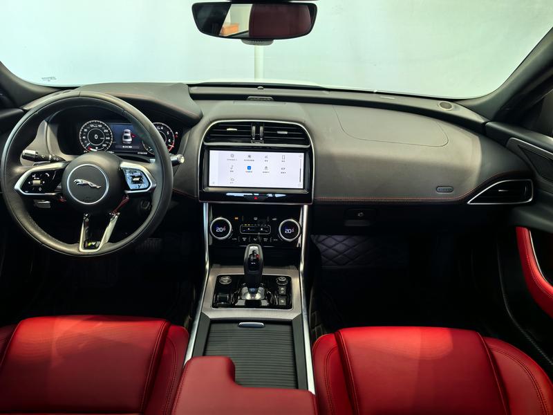 Jaguar XE L, 2023 — фото 6 из 12