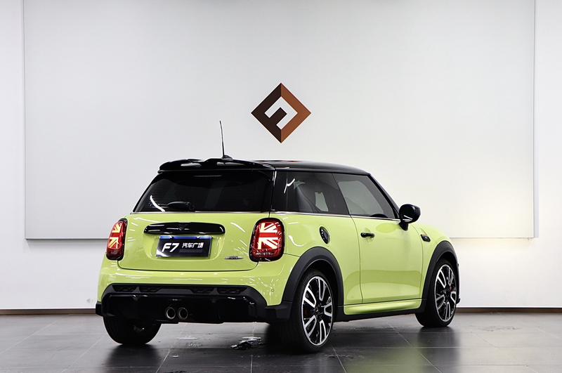 Mini Mini JCW, 2022 — фото 7 из 12