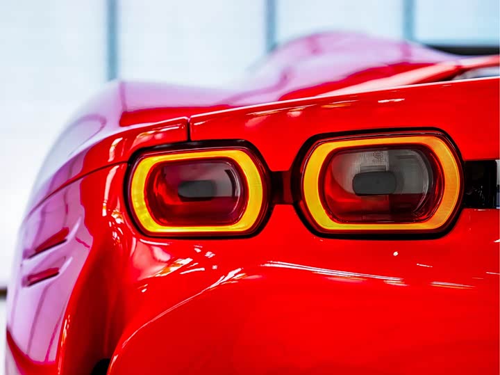 Ferrari SF90, 2023 — фото 6 из 9