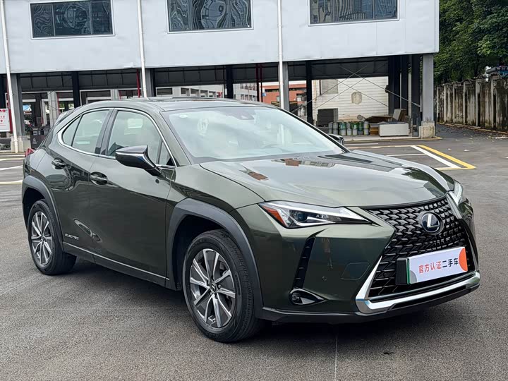 Lexus UX Hybrid, 2021 — фото 3 из 9