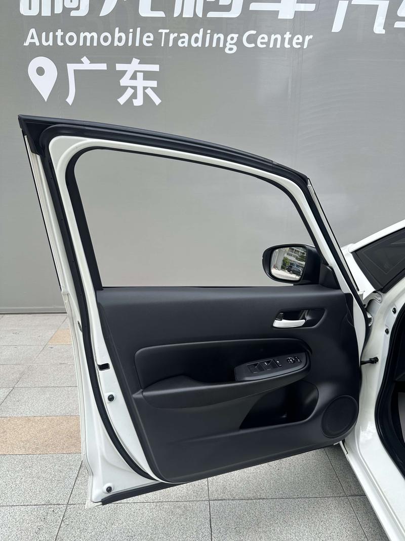 Honda Fit, 2022 — фото 9 из 10