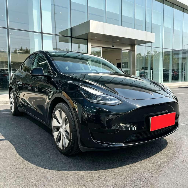 Tesla Model Y, 2022 — фото 3 из 10
