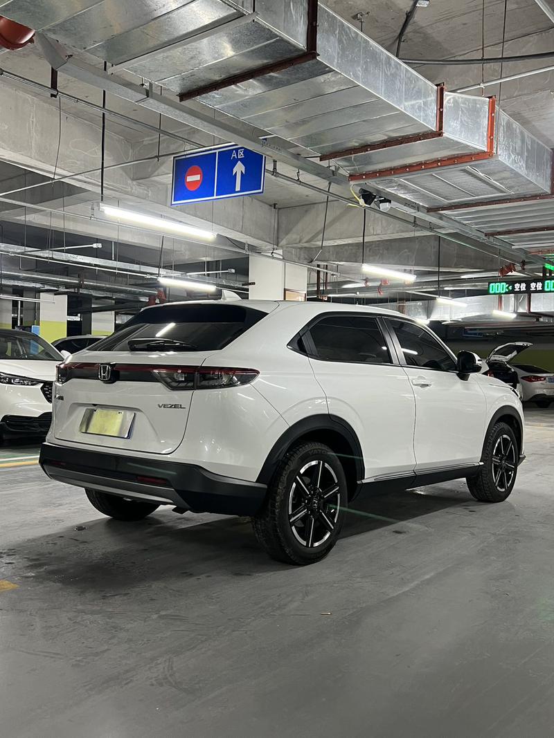 Honda Vezel, 2023 — фото 6 из 12