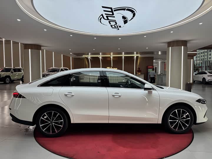 Roewe D7, 2026 — фото 4 из 9