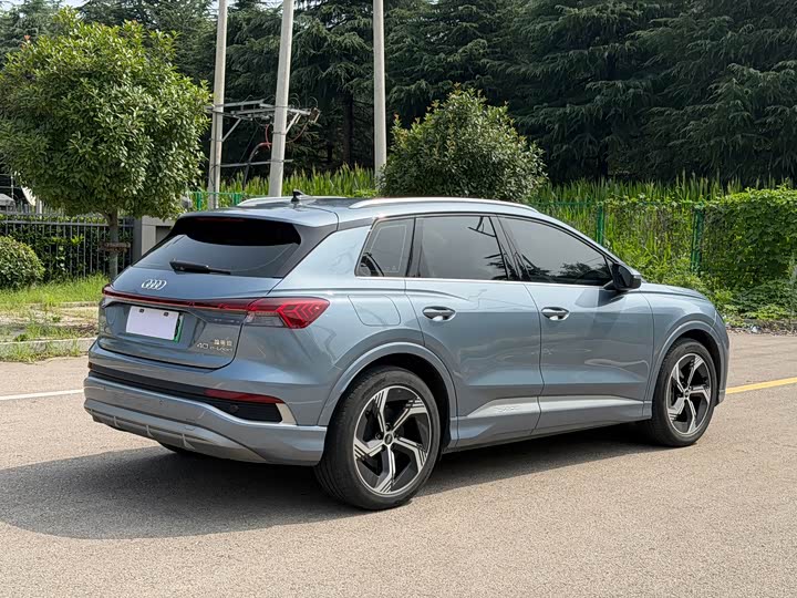 Audi Q4 e-tron, 2024 — фото 6 из 9