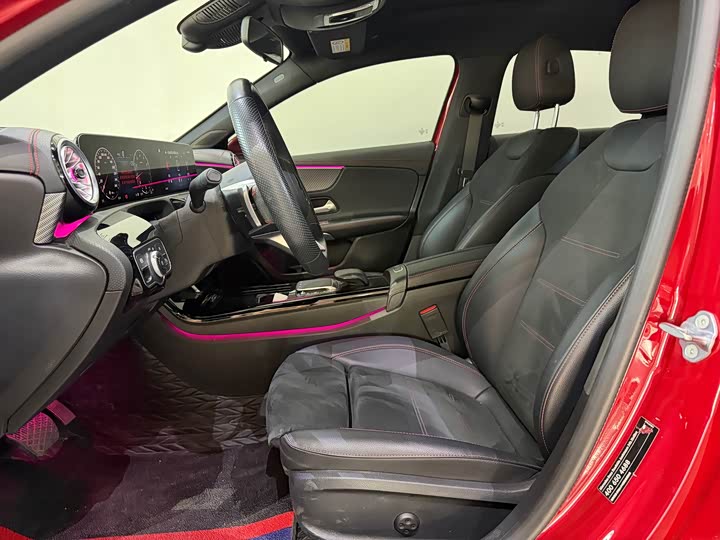 Mercedes-Benz A-Class, 2023 — фото 5 из 9