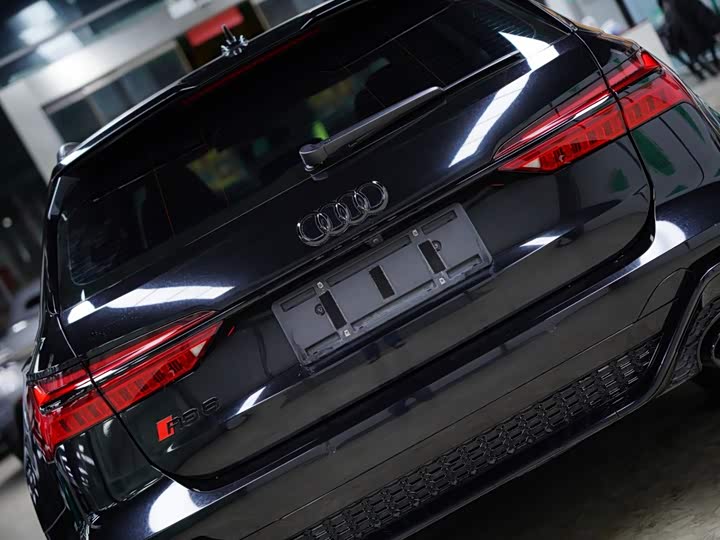 Audi RS 6, 2023 — фото 9 из 9