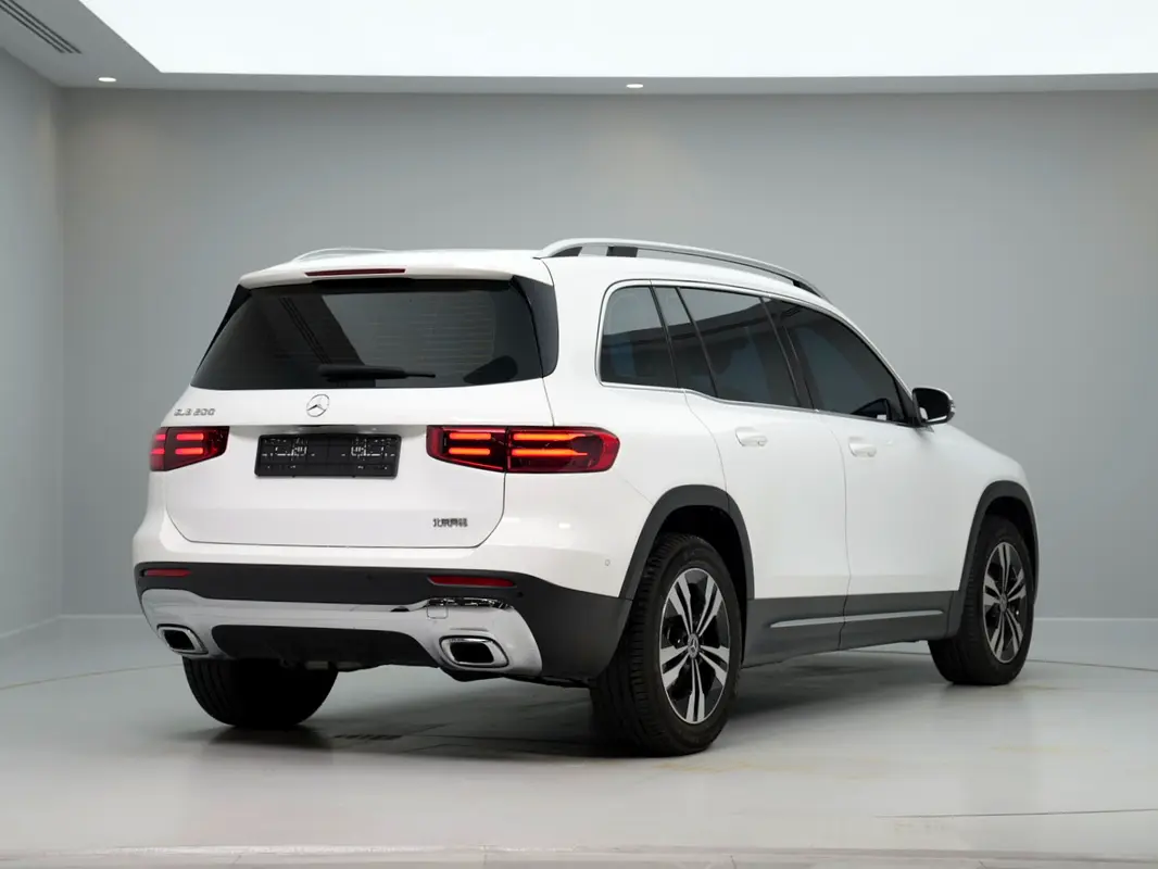 Mercedes-Benz GLB-Class, 2023 — фото 7 из 10